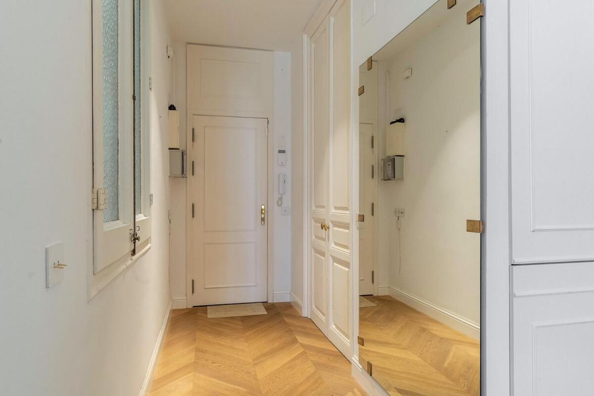 Canela Homes Midterm Elegance