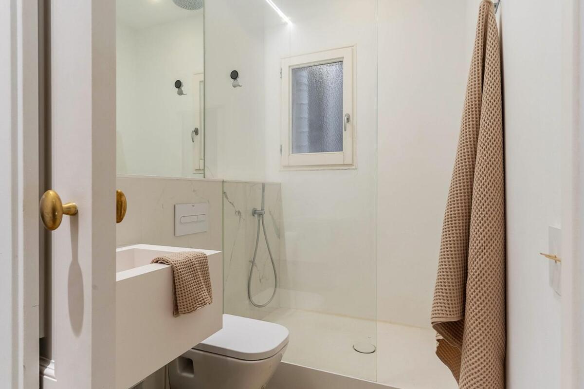 Canela Homes Midterm Elegance